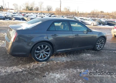 2014 Chrysler 300 300S из США, поврежденный, VIN 2C3CCABG3EH340349